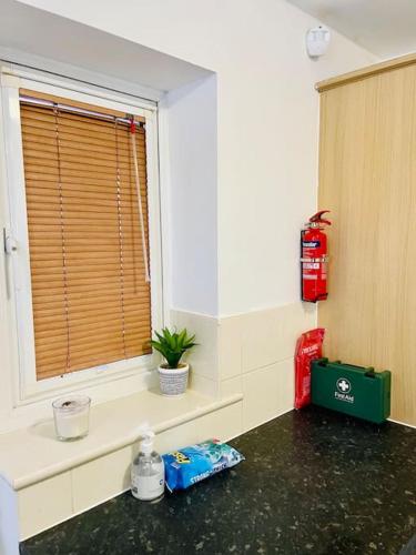 Plantsbrook Place - Luxury 4 bed House + Parking photo 25
