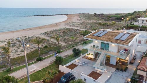 BEACHSIDE, luxury apartment – Photos 2