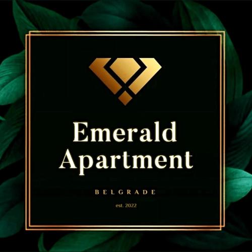 Emerald Apartment Belgradeに飾ってある許可証、賞状、看板またはその他の書類