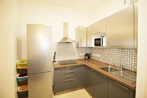 UGO BASSI LUX apartment photo 6