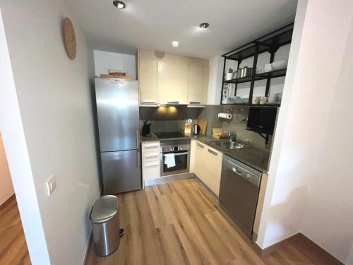  P&C Areny -  Room  picture :   Tea/Coffee maker    Bath    Hairdryer                           