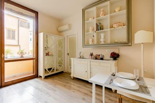 Charming Studio next to the Duomo