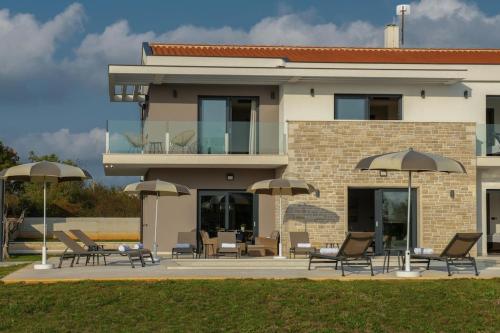 Luxury Villa Serena with Pool Heating – Photos 3
