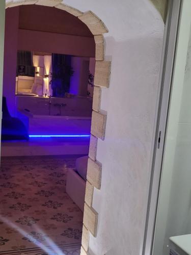 Μια τηλεόραση ή/και κέντρο ψυχαγωγίας στο QUART0 GREC0 Suite 15