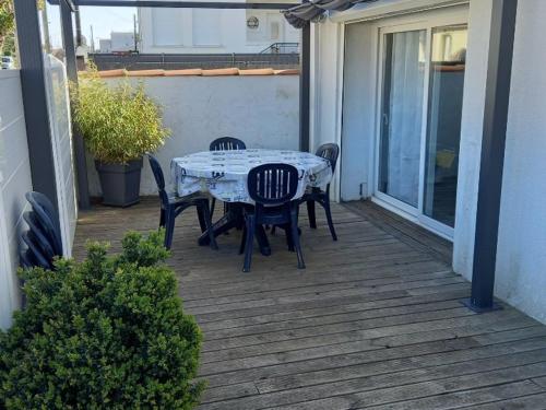 Appartement Royan, 3 pièces, 5 personnes - FR-1-494-10