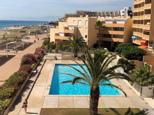 Grand T3 à 100m des commerces, plage et piscine, 6 couchages, parking facile - FR-1-81-507