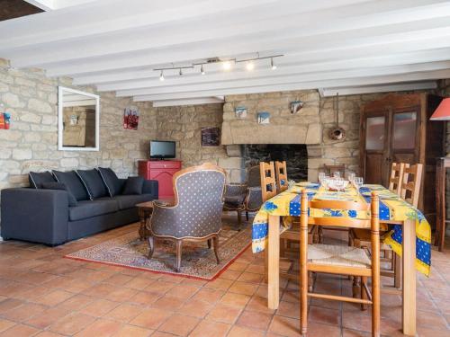 Photo de la galerie de l'établissement Maison mitoyenne à Carnac, 5 pièces, 69m², proche plage, jardin clos, parking, animaux acceptés - FR-1-477-165, à Carnac