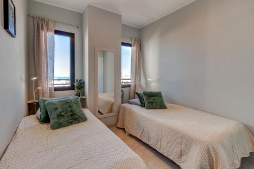 Paradise View Family Apartment by AltamarHomes