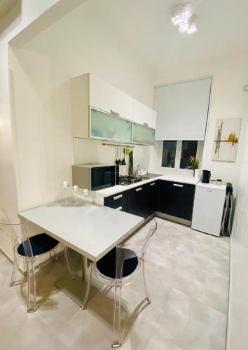 Vale Vatican Apartment