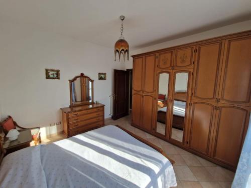 Ένα ή περισσότερα κρεβάτια σε δωμάτιο στο Casa Elsa
