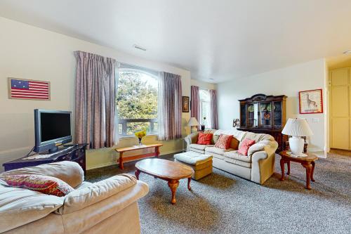 Rhody Apartment – Photos 2