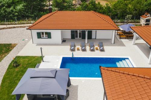 Fotografia z galérie ubytovania Family friendly house with a swimming pool Grubine, Zagora - 20296 v destinácii Donji Proložac