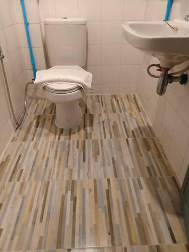 Un baño de M Place