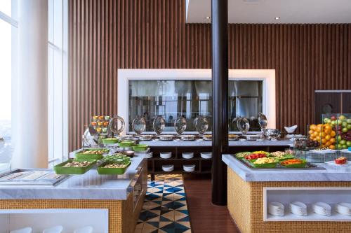 Jídlo v hotelu nebo okolí