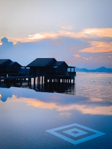 Vedana Lagoon Resort & Spa — Swimming pool