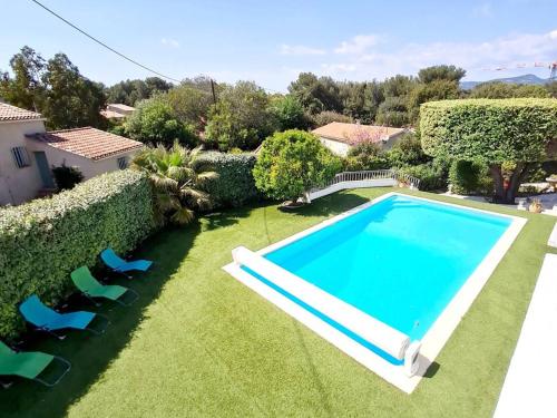Villa T3 avec Piscine, Jardin et Parking - Proche Plages et Commerces - FR-1-316-219