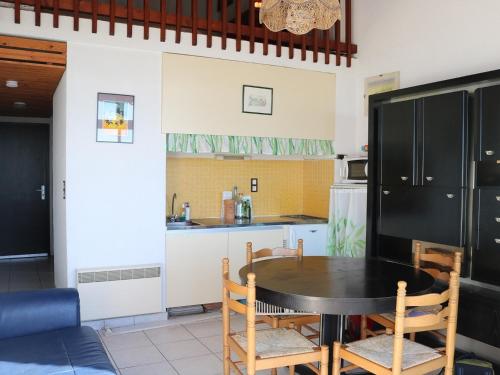Biscarrosse Plage - Duplex T2 Centre-Ville - Parking - Balcon - Proche Plage - Ménage Inclus - FR-1-319-208