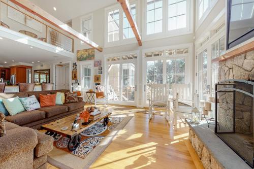 Oak Bluff Bungalow – Photos 3