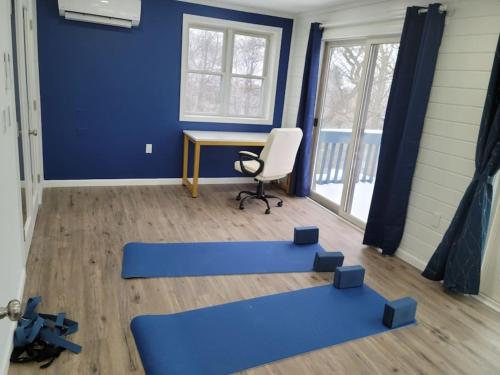 Spacious 4 Bedroom with Beautiful Master Suite – Photos 3