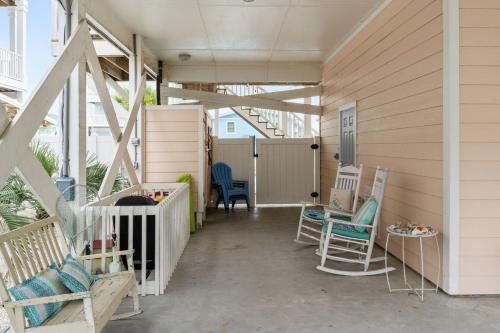 Μπαλκόνι ή βεράντα στο Sea You Soon 207 Brunswick Ave West home