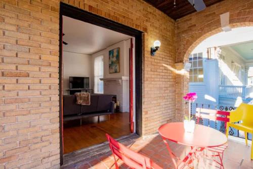 Midtown Terrace Charmer – Photos 2