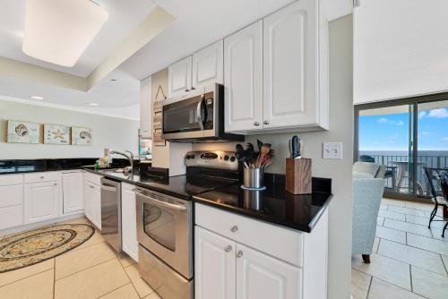 Dapur atau dapur kecil di Perdido Towers West 908