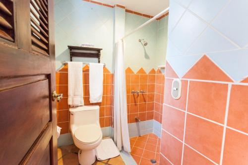 Et badeværelse på Hotel Los Robles, Managua, Nicaragua