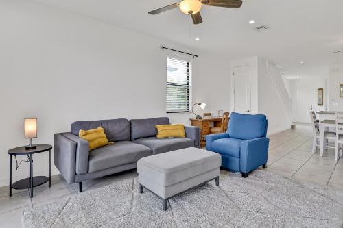 Palm Tree Townhome – Photos 2