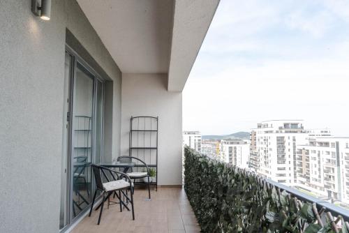 Μπαλκόνι ή βεράντα στο Apart B&V 701 Coresi - Luxury Mountain Haven