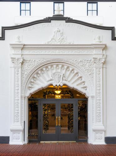 Фасад или вход в Hotel Santa Barbara