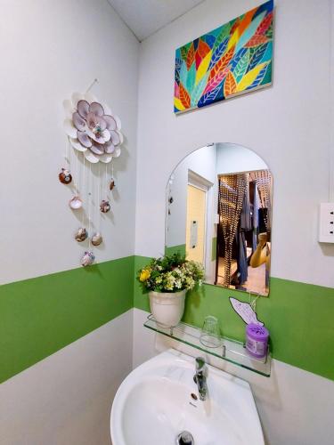 フーコックにあるBen Guesthouse Phu Quocのギャラリーの写真