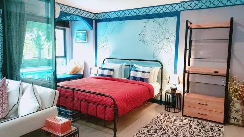 Katil atau katil-katil dalam bilik di La Casita Pool Access Condo Huahin Only 10 minutes to the beach