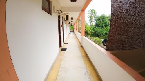 Gambar di galeri bagi Esprit d'Ici Hotel di Mirissa