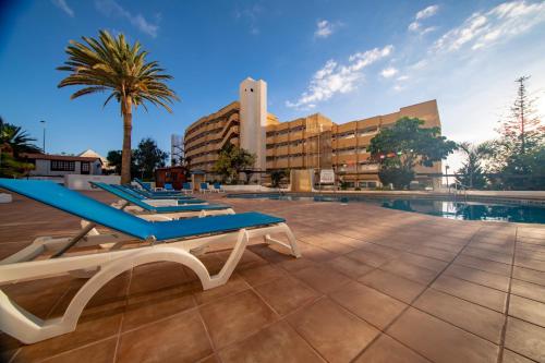 Ponderosa 615, Las Americas, one bedroom apartment with large terrace and ocean view, next to Siam Park