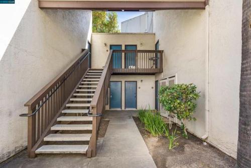 Concord Luxury Home – Photos 3
