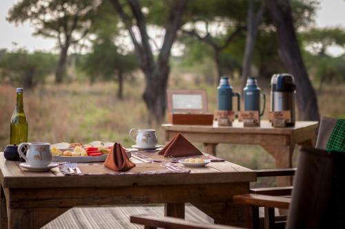 Nápoje v ubytování Baobab Tented Camp