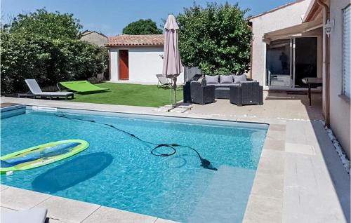 Nice Home In Quarante With Outdoor Swimming Pool, 3 Bedrooms And Private Swimming Pool