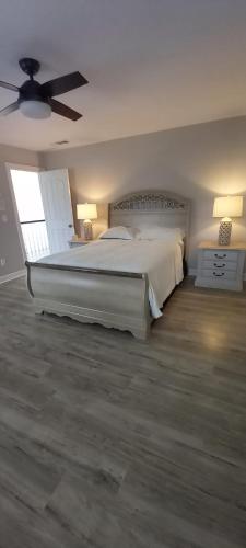 Postel nebo postele na pokoji v ubytování Chateau DreVal