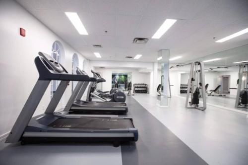 Gimnasio o equipo deportivo en Laval stays 31 days minimum