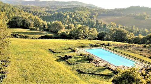Large Farmhouse in Umbria -Swimming Pool -Cinema Room -Transparent Geodesic Dome