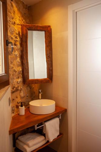 Bilik mandi di Casa Sanui. Apartaments turístics rurals
