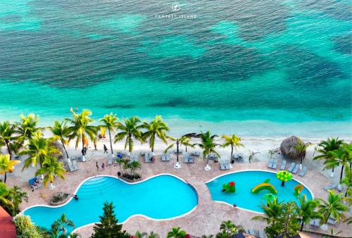 Vista de la piscina de Fantasy Island Beach Resort and Marina - All Inclusive o alrededores