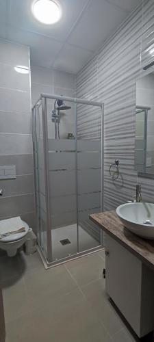 Un baño de SQUARE HOTEL