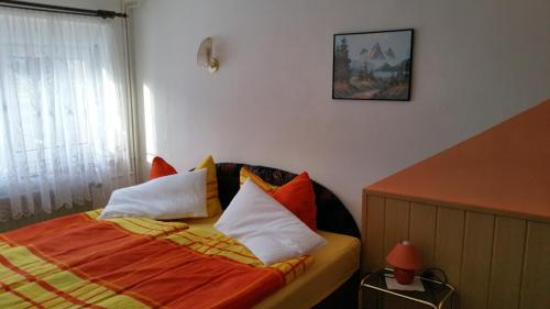 En eller flere senge i et værelse på Apartment Bodeweg