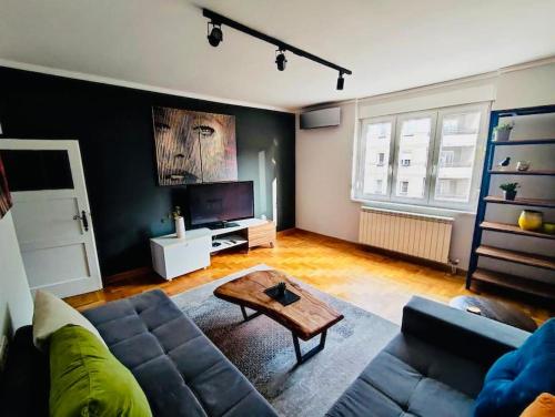 Φωτογραφία από το άλμπουμ του Vracar hideaway with private garage στο Βελιγράδι