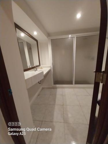 Hotel Imperialにあるバスルーム