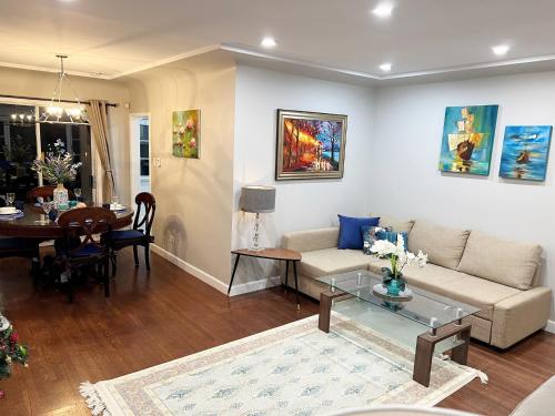 Lavender 2 bedrooms unit – Photos 3