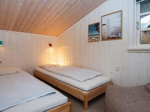 Postel nebo postele na pokoji v ubytování Holiday home Ebeltoft CCIX