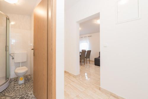 Kúpeľňa v ubytovaní Apartment Banic