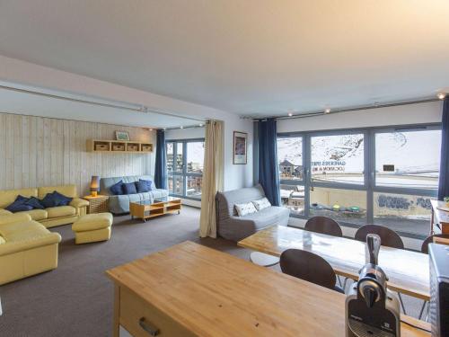 Grand studio lumineux sud, 6 pers., centre station - FR-1-404-342
